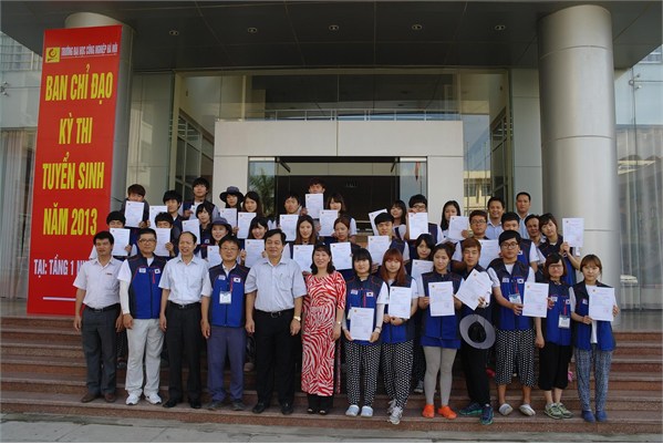 Tổng kết và trao chứng nhận cho 30 sinh viên trường Đại học ChonBuk.
