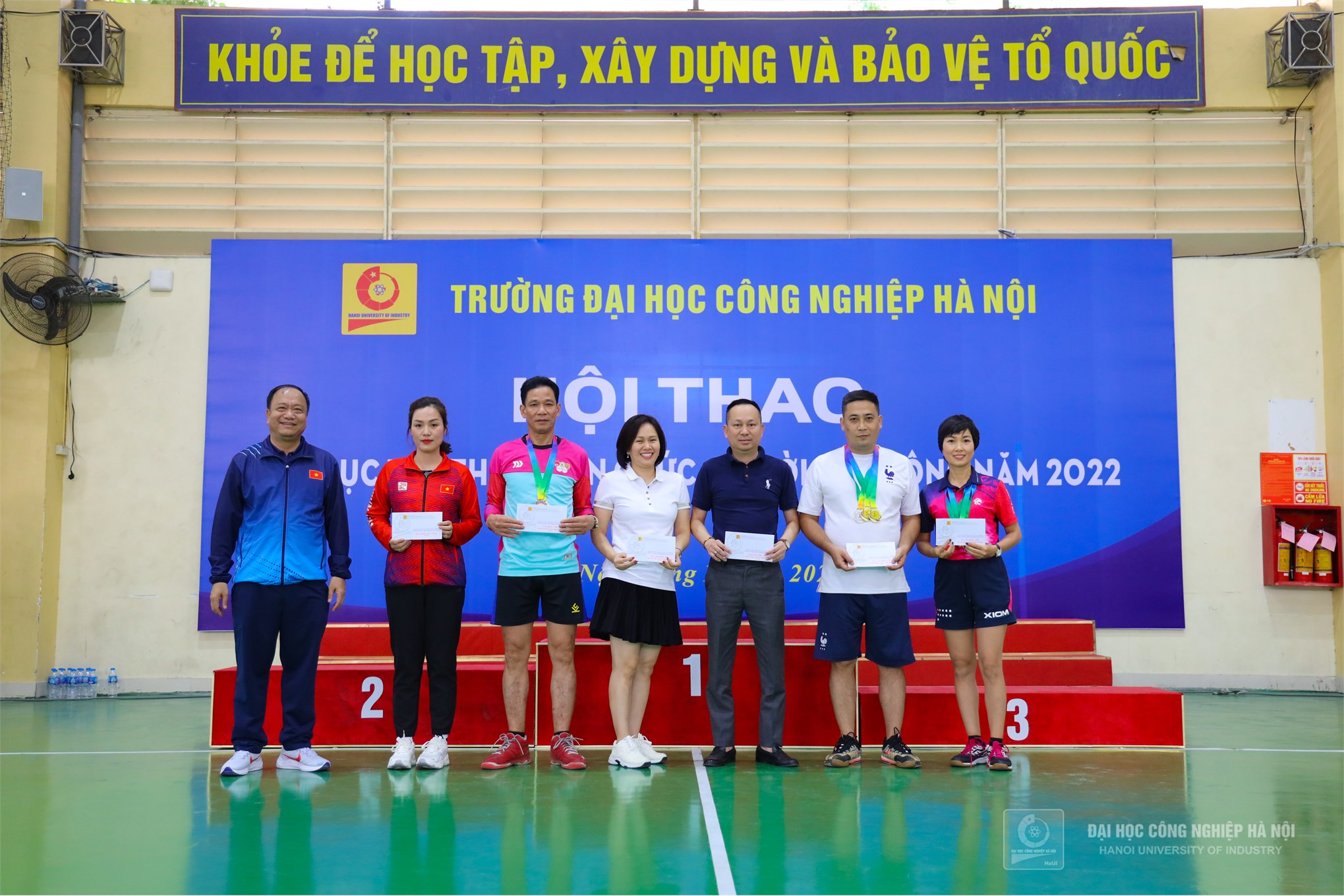 Tưng bừng Hội thao Thể dục thể thao viên chức, người lao động Trường Đại học Công nghiệp Hà Nội năm 2022