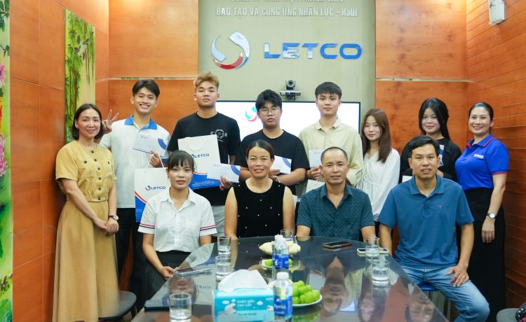 LETCO trao học bổng và đưa du học sinh Trường Đại học Pyeongtaek lên đường sang Hàn Quốc 