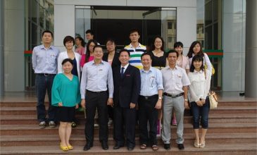 Đoàn Giáo viên và Sinh viên trường Đại học Sư Phạm Quảng Tây(Trung Quốc) sang giao lưu và học tập tại trường Đại hoc Công nghiệp Hà Nội.