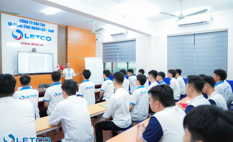 KIỂM TRA TÁC PHONG & ĐỊNH HƯỚNG NGHỀ NGHIỆP CHO HỌC VIÊN LETCO KIỂM TRA TÁC PHONG & ĐỊNH HƯỚNG NGHỀ NGHIỆP CHO HỌC VIÊN LETCO