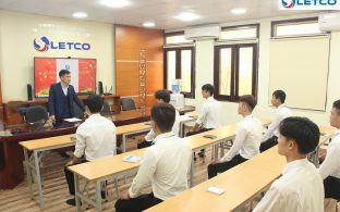 Buổi thi tuyển Nam thực tập sinh Lắp ráp linh kiện Ô tô Buổi thi tuyển Nam thực tập sinh Lắp ráp linh kiện Ô tô