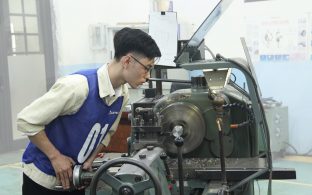 Tuyển thực tập sinh Nhật Bản nghề TIỆN Tuyển thực tập sinh Nhật Bản nghề TIỆN